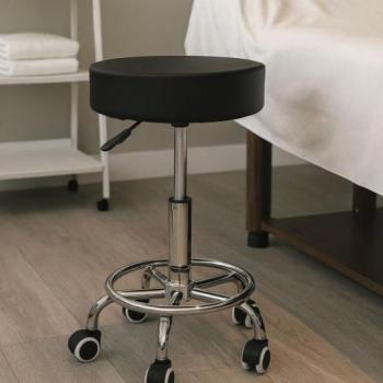 Állítható magasságú kerekes szék kényelmes üléssel kép