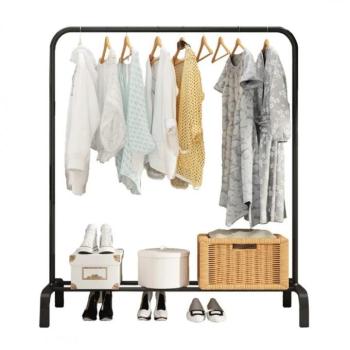 Ruhatartó praktikus alsó polccal kép