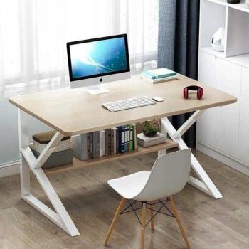 Számítógépes polcos asztal - világosbarna kép