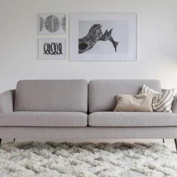 TIMJAN fekete kanapé kép